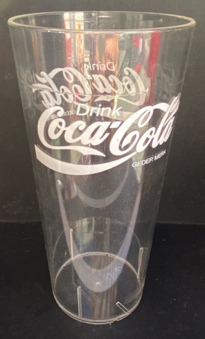 58271-11 coca cola plastic drinkbeker.jpeg